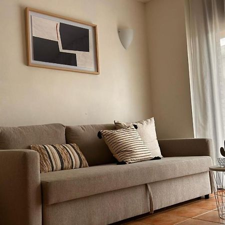 Apartamentos Los Tulipanes Salou Kültér fotó