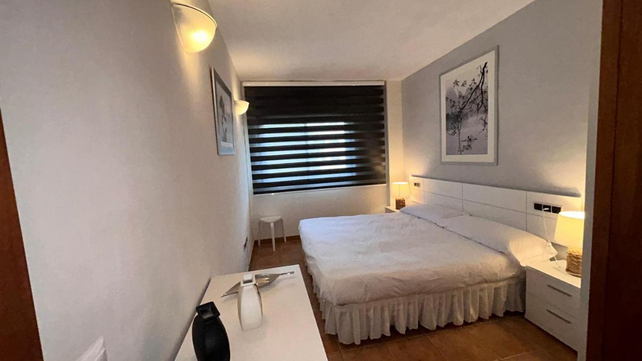 Apartamentos Los Tulipanes Salou Kültér fotó